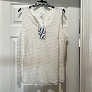 NWT Market Spruce Top